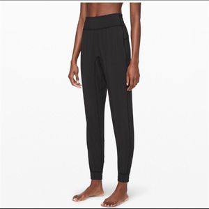 Lululemon sun setter joggers